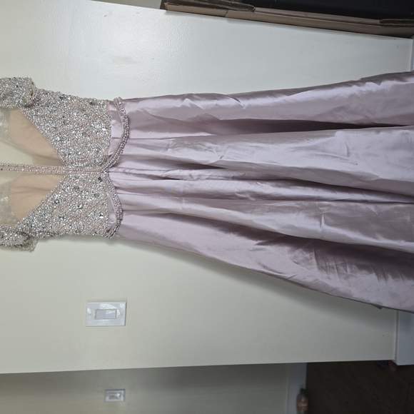 Amelia Couture Elegant Rose Gold Dress Size 16 - Picture 5 of 12
